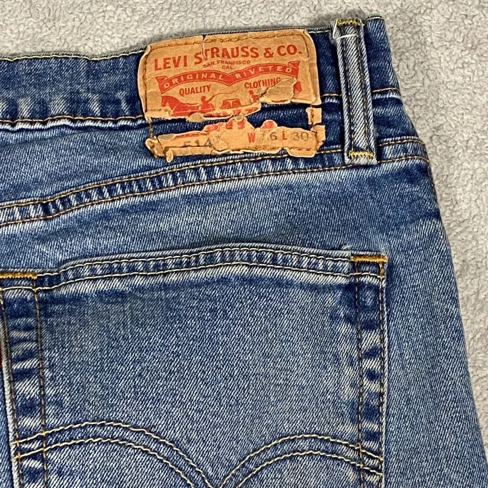Levi's 514 Straight Fit Jeans Mens 36x30 Blue Medium Wash Denim Pants Distressed